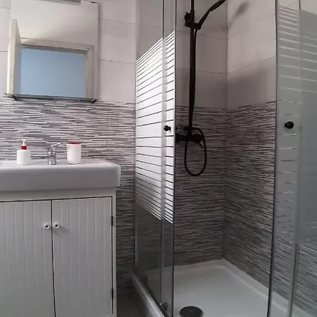 Casa Vero, 2 Bedrooms, Pool ,Balcony Feel Like Home Prázdninový dům